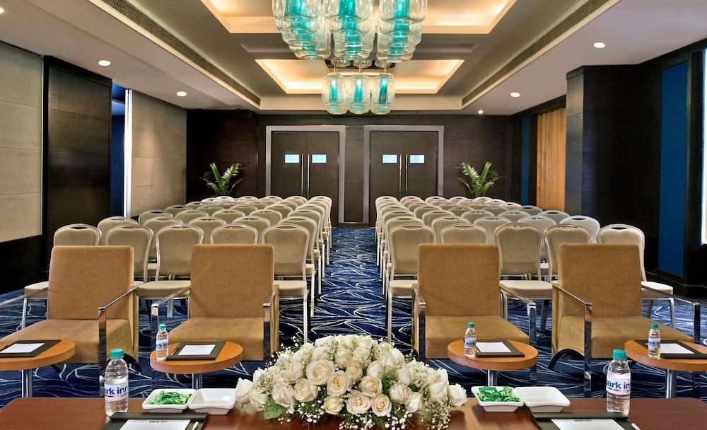 Park Inn By Radisson New Delhi Ip Extension Nova Deli Exterior foto